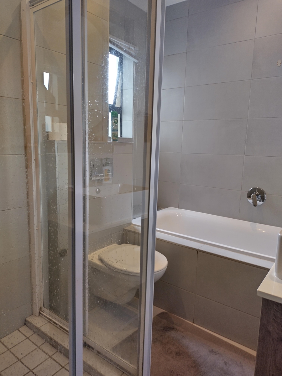 3 Bedroom Property for Sale in Parklands North Western Cape